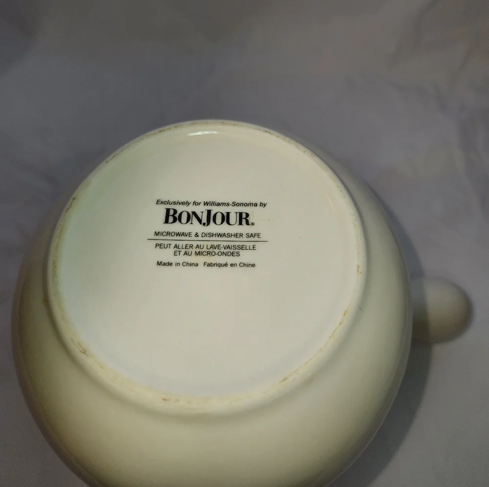 Williams and Sonoma pot